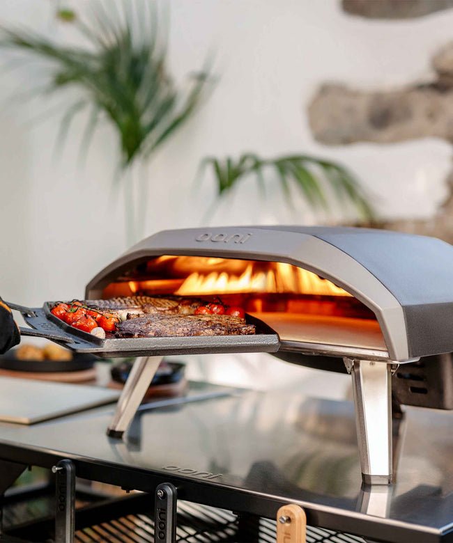 Ooni Koda 16 XL cooking area